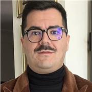 Docente di diritto, titolato, impartisce lezioni private